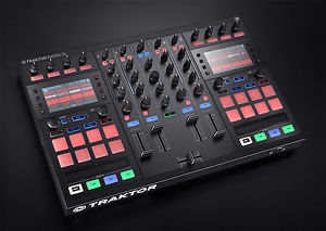 Traktor Kontrol S5 by Native Instruments