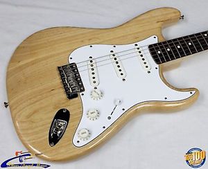 Fender American Vintage Stratocaster 70's Reissue, Natural Ash w/ HSC! #37760