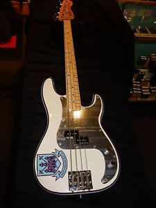 Fender Steve Harris Signature Precision Bass Electric Bass Guitar Olympic White