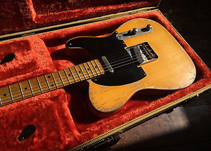 Custom '52 Relic Telecaster Butterscotch Blonde + Fender Case