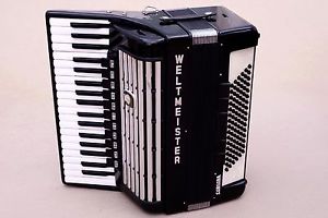 Very Nice German Accordion Weltmeister Consona 96 bass Including Case