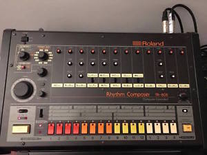 ROLAND TR808- kit MIDI In Excellent Condition