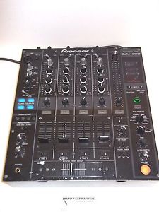 Pioneer DJM 800 Four Channel DJ Mixer