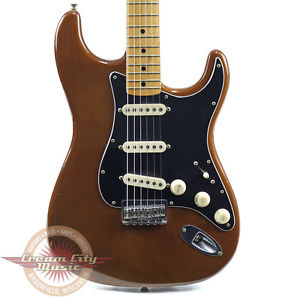 VINTAGE 1975 FENDER STRATOCASTER STRAT HARDTAIL HARD TAIL ELECTRIC GUITAR WALNUT