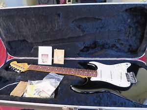 1984 Fender USA Stratocaster Black OHSC+ Candy EXCELLENT
