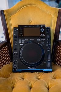 CDJ 2000