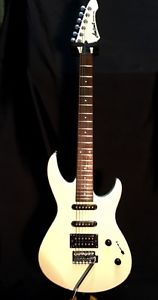 Aria Pro II VANGUARD White Free shipping Guiter From JAPAN Right-Handed #K20