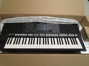 Yamaha PSR-S750 Digital Workstation