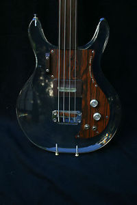 1971 Dan Armstrong Fretless Bass