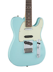 Fender Deluxe Nashville Telecaster, Daphne Blue, Rosewood (NEW)