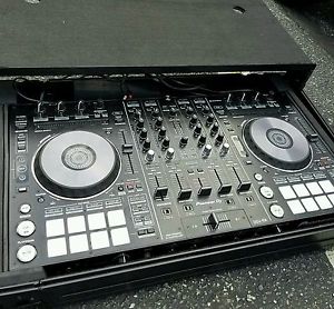 Pioneer DDJ-RX Professional DJ Controller with Odyssey Glide Case