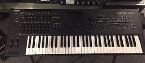 Yamaha Motif XF6 61-Key Synthesizer Workstation Keyboard