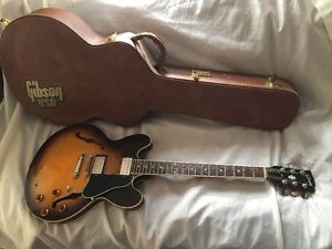 Vintage 1999 Gibson ES-335 Dot Reissue Archtop Semi-Hollow Body Guitar with Case