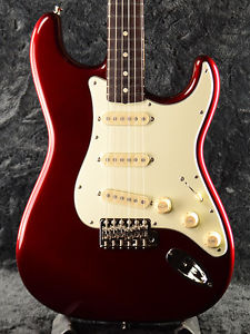 Free Shipping Used Fender Japan Exclusive Classic 60s Stratocaster OCR (ST62)