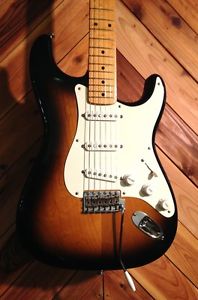 Used Fender Japan ST57-128 Custom Edition EXTRAD STRATOCASTER 2Tone Sunburst