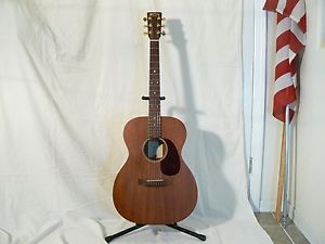 Martin Guitar 000-15 Solid Genuine Mahogany Acoustic