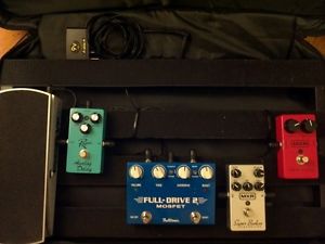 Guitar Pedal Board with Guitar Pedals