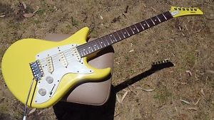 Yamaha SS 300 Made in Japan in the 80s Rare Yellow