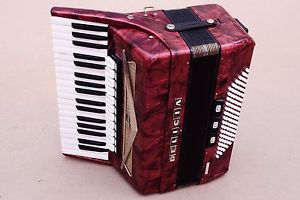 Very Nice German Accordion Delicia Carmen V   96 Bass Cassotto
