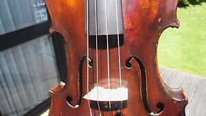 ~ A FINE VINTAGE ITALIAN VIOLA ~