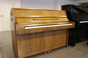 Kawai Klavier, neuwertig, vom Klavierbaumeister