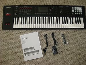 Roland FA-06 61-Key Workstation