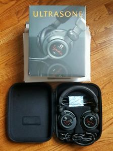 Ultrasone Signature Pro Headphones with Moon Audio Silver Dragon 5ft. 3.5mm