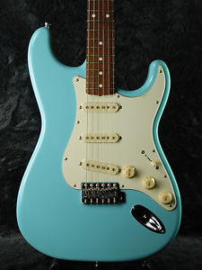Free Shipping Used Fender Japan Exclusive Classic 60s Stratocaster SBL (ST62)