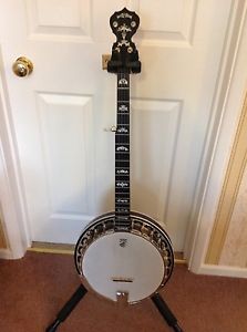 Deering Eagle ll Banjo in good condition