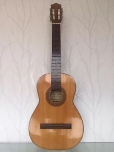 Antigua guitarra de estudio Paulino Bernabé relic