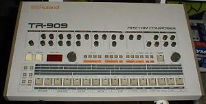 Pre-Owned ROLAND TR-909 Mint Condition !