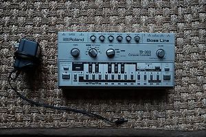 Roland TB-303 Bassline Synthesizer