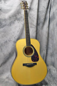 YAMAHA LL16M ARE Natural 2015 EX CONDITION Acoustic Guitar EMS Shipping