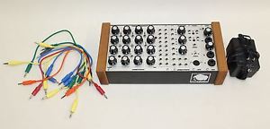 PITTSBURGH Modular Synthesizer System 10.1 US-Power Supply Patch Cable Set