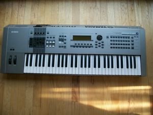 YAMAHA MOTIF 6 CLASSIC 61 KE SAMPLING SYNTH