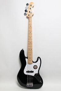 Fender American Standard Jazz Bass, Maple Fretboard / Black FREESHIPPING/123