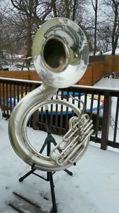 Conn 40k Sousaphone. (  Hard To Find  )