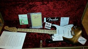 Fender American Vintage '56 Stratocaster, Maple - 2-Color Sunburst