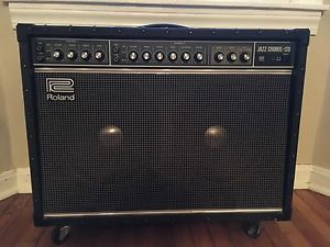 Roland JC-120 Guitar Amplifier