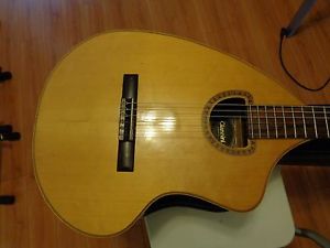 1960's or 1970's Giannini Craviola Model AWKN 6 with case
