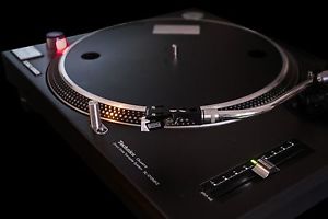 Technics SL-1210MK2 DJ Turntable