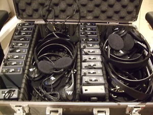 WILLIAMS SOUND PPA 20 R7 RECEIVERS w/ 20HEADPHONES & PPA TRANSMITTER w/MIC CLEAR
