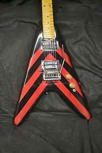 Blow Out Sale1981 strat head Kramer Vanguard fly v factory graphic locking trem