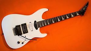 Rare reverse head - Charvel Jackson DK-90 electric guitar Japan MIJ