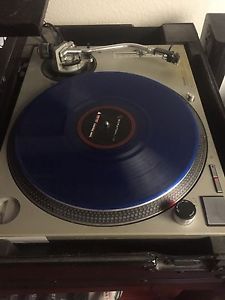 Pair of technics MK5 1200 turntables