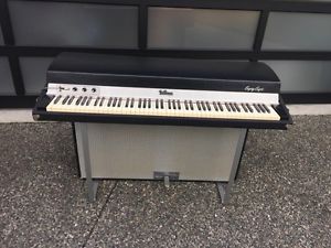 1974 Fender Rhodes Eighty Eight 88 key Suitcase piano refurbished vintage vibe