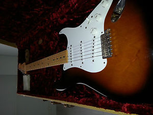 Fender 60th Anniversary AM Vintage '54 Stratocaster inkl. Koffer