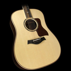 Taylor 810e Dreadnought Acoustic/Electric Guitar Natural