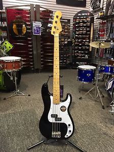 2015 Fender American Standard Precision Electric Bass Guitar, MINT!!