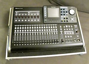 Tascam DP 24-SD mit Thon Case und originaler Verpackung